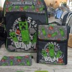 mochila creeper infantil con accesorios de minecraft